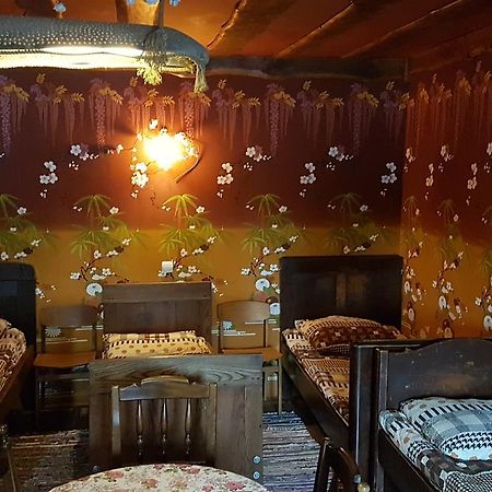 Oreiviu Uzuoveja Kaimynai Exteriör bild