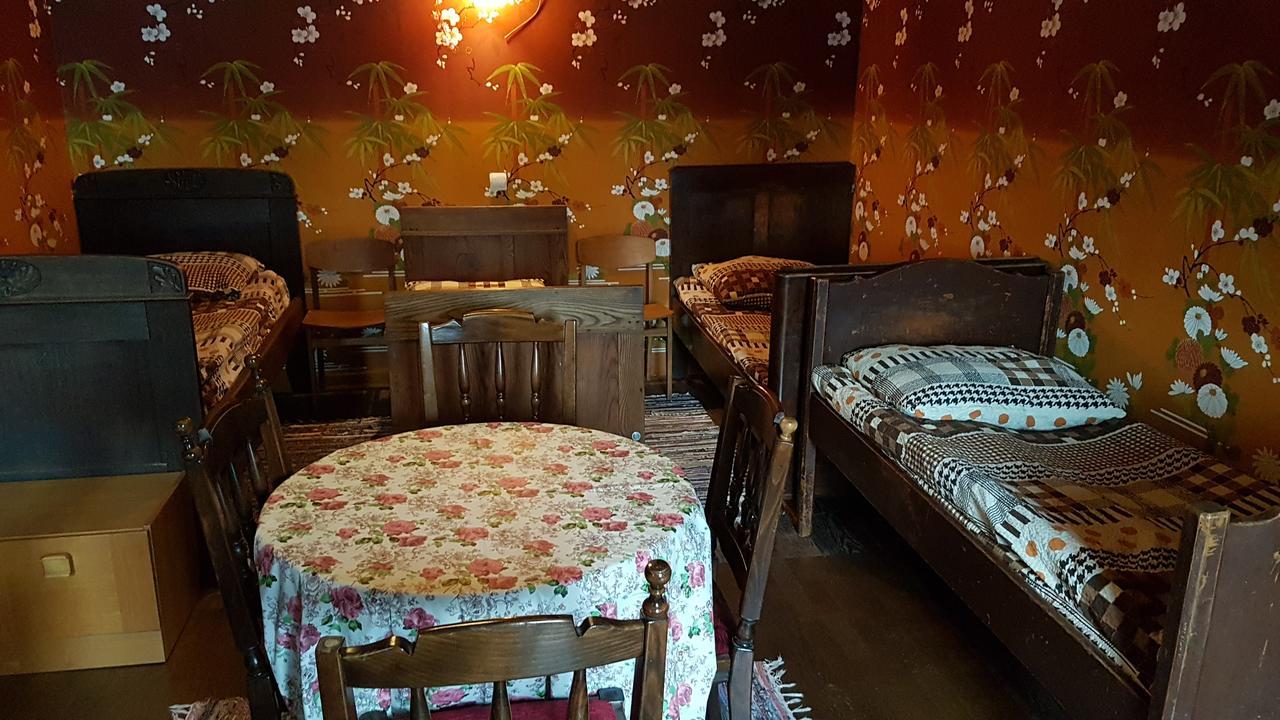 Oreiviu Uzuoveja Kaimynai Exteriör bild